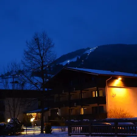 Hotel Dahoam By Sarina - & 3*