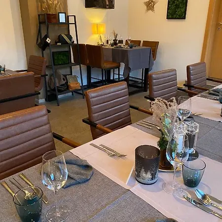 Hotel Dahoam By Sarina - & 3*