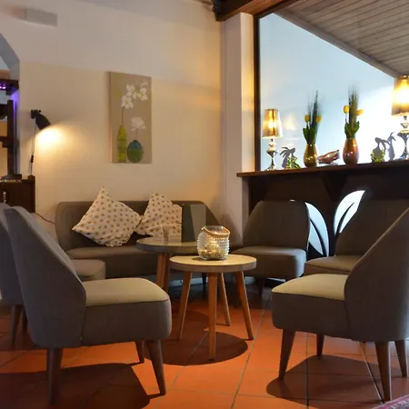 Dahoam By Sarina - & Hotel